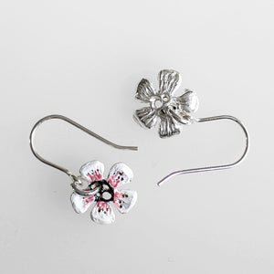 Manuka Flower Earrings - Handpainted Silver