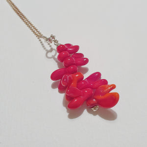 Kakabeak Glass Necklace - Red